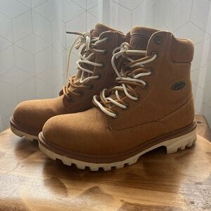 Lugz Women’s Tan Lace-Up Boots | Size 7 | Memory Foam Workwear Style